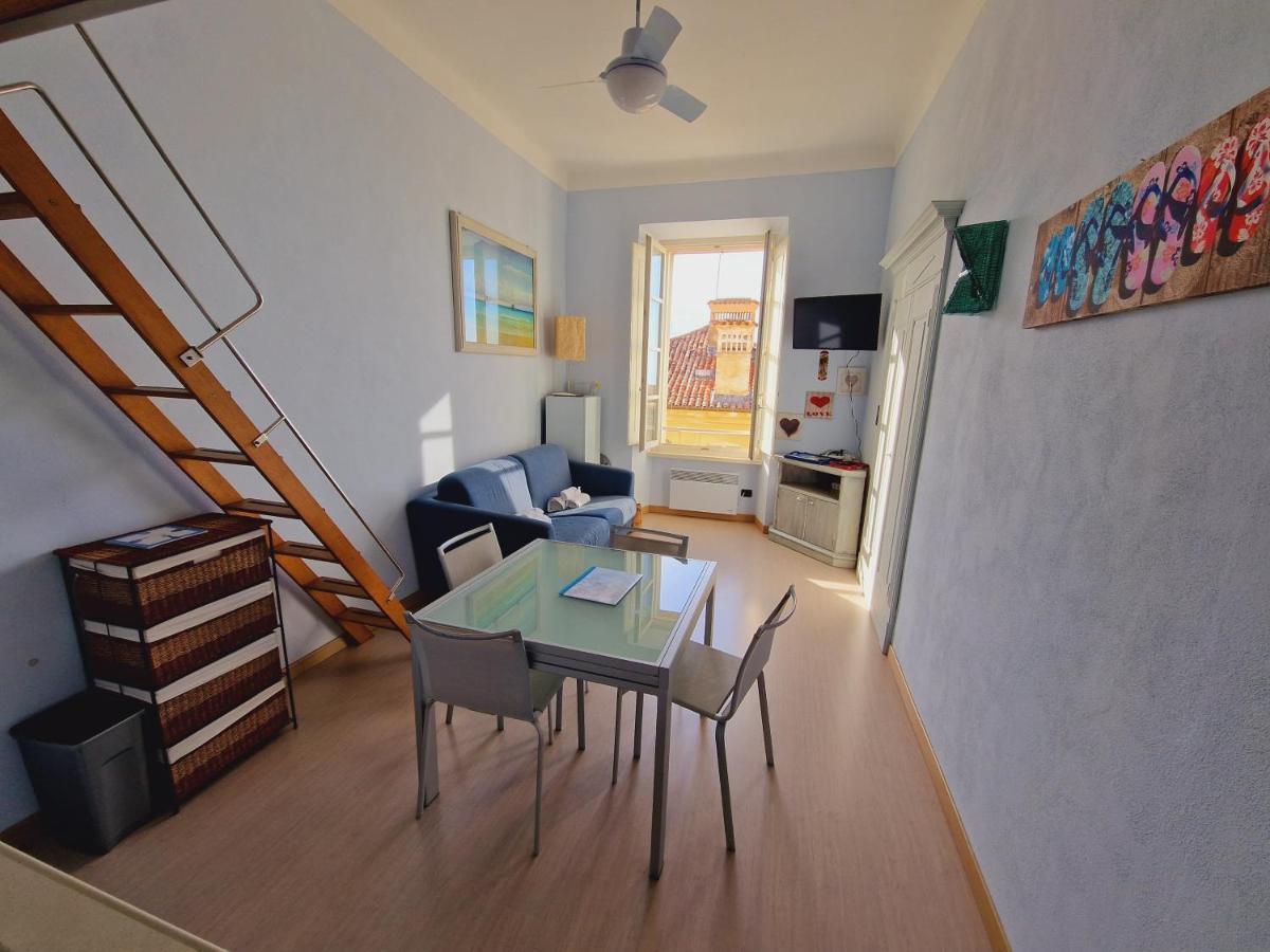Le Palmaro Apartment *